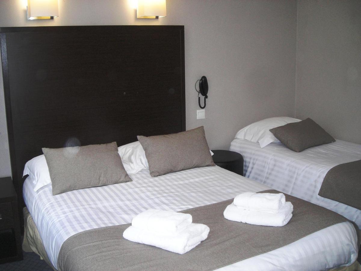 Logis Hotel Restaurant Le Parc Salbris Luaran gambar